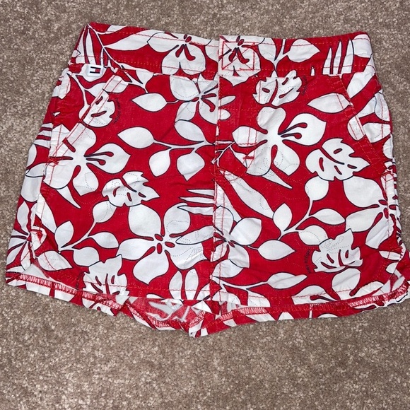 5/$20 Tommy Hilfiger 4t skort red white Hawaiian tropical print - Picture 1 of 6
